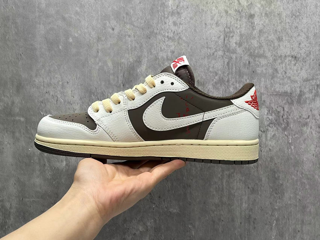 Travis Scott x Air Jordan 1 Low 'Mocha'